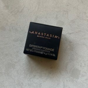 Anastasia brow cream
